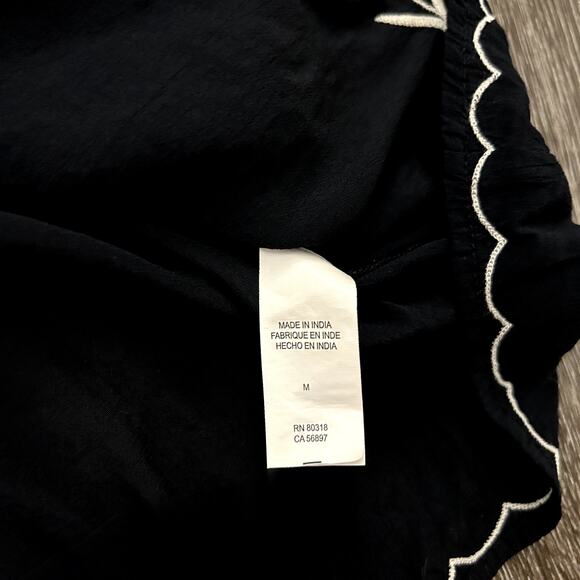 EUC Lucky Brand Black Embroidered Blouse Size Medium Flutter Sleeve Boho Top - Picture 13 of 13